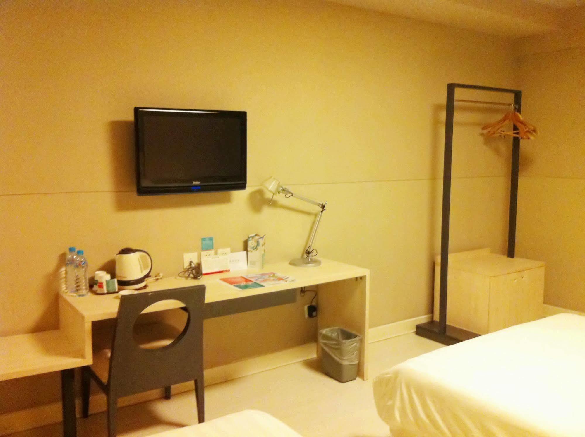 Jinjiang Inn Xiamen Jiageng Stadium Branch Екстер'єр фото